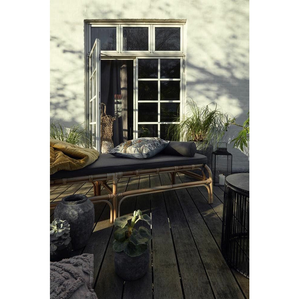 Nordal Bali Daybett in Rattan mit Kissen - L203 cm - Natur/Grau