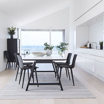 T1 udtræksbord i hvid laminat - understel i sort - 88x160xH72,5 - Andersen Furniture - DesignGaragen.dk