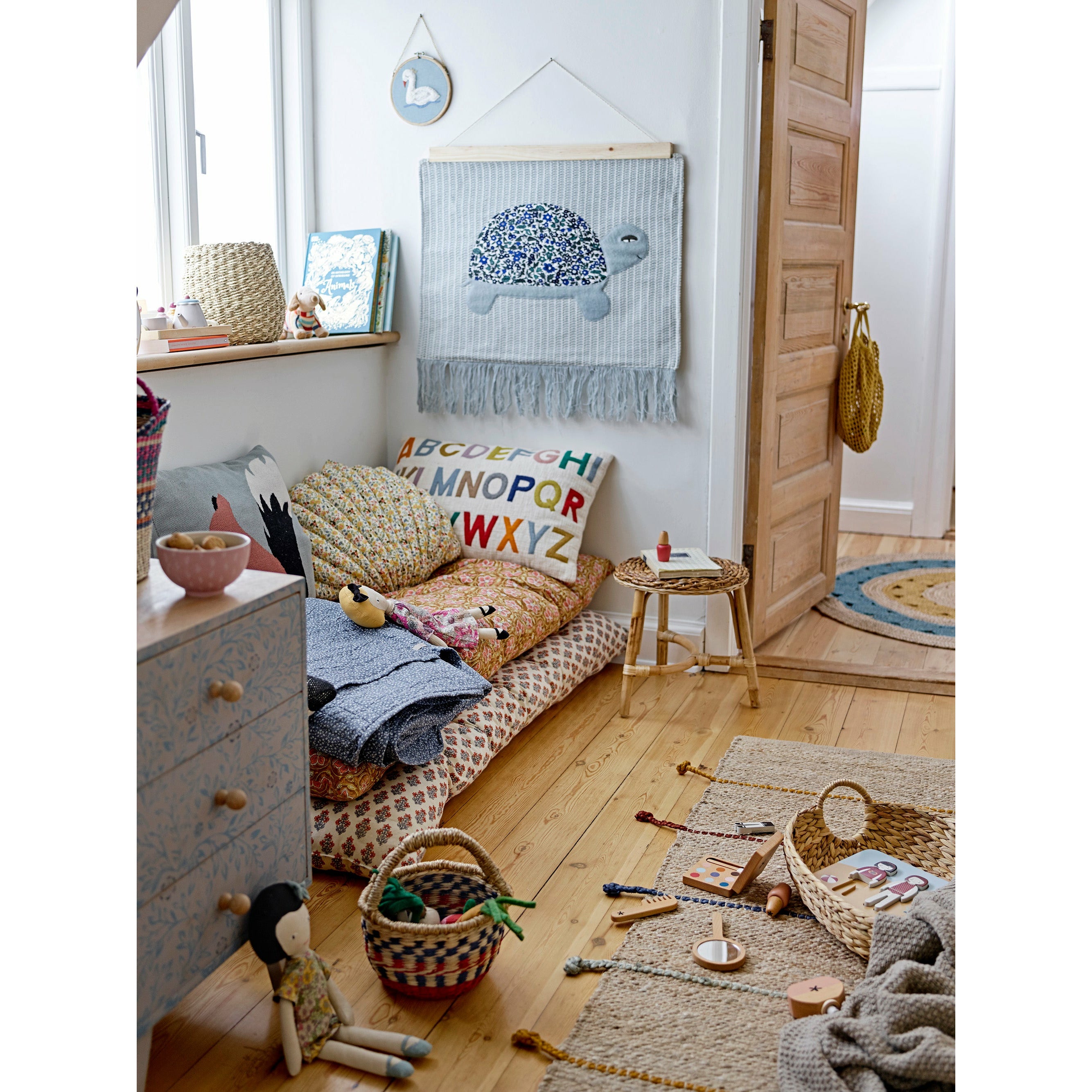 BLOOMINGVILLE MINI Frigga Kommode, Blå, Mango - L46xH60xW30 cm - DesignGaragen.dk.