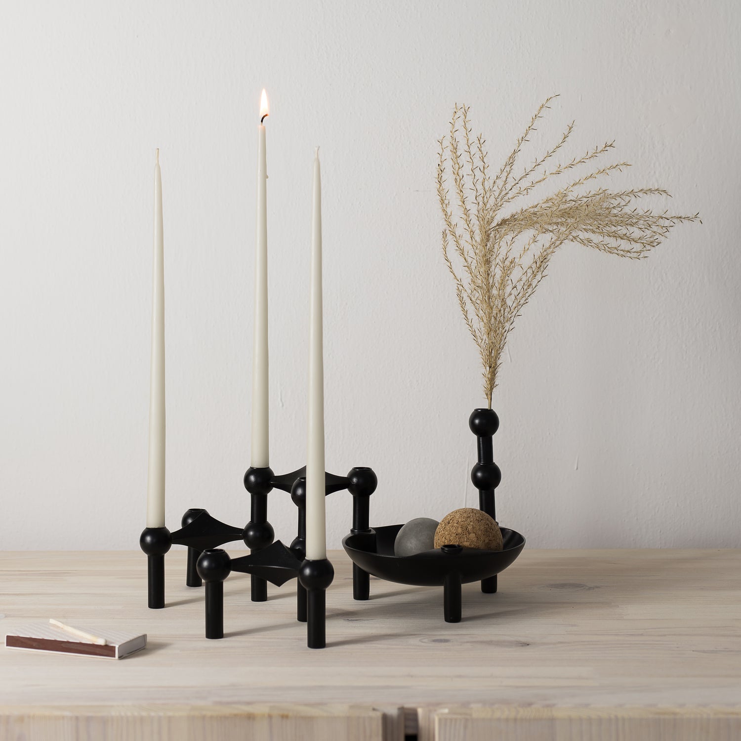 STOFF Nagel Vase, sort - STOFF - DesignGaragen.dk